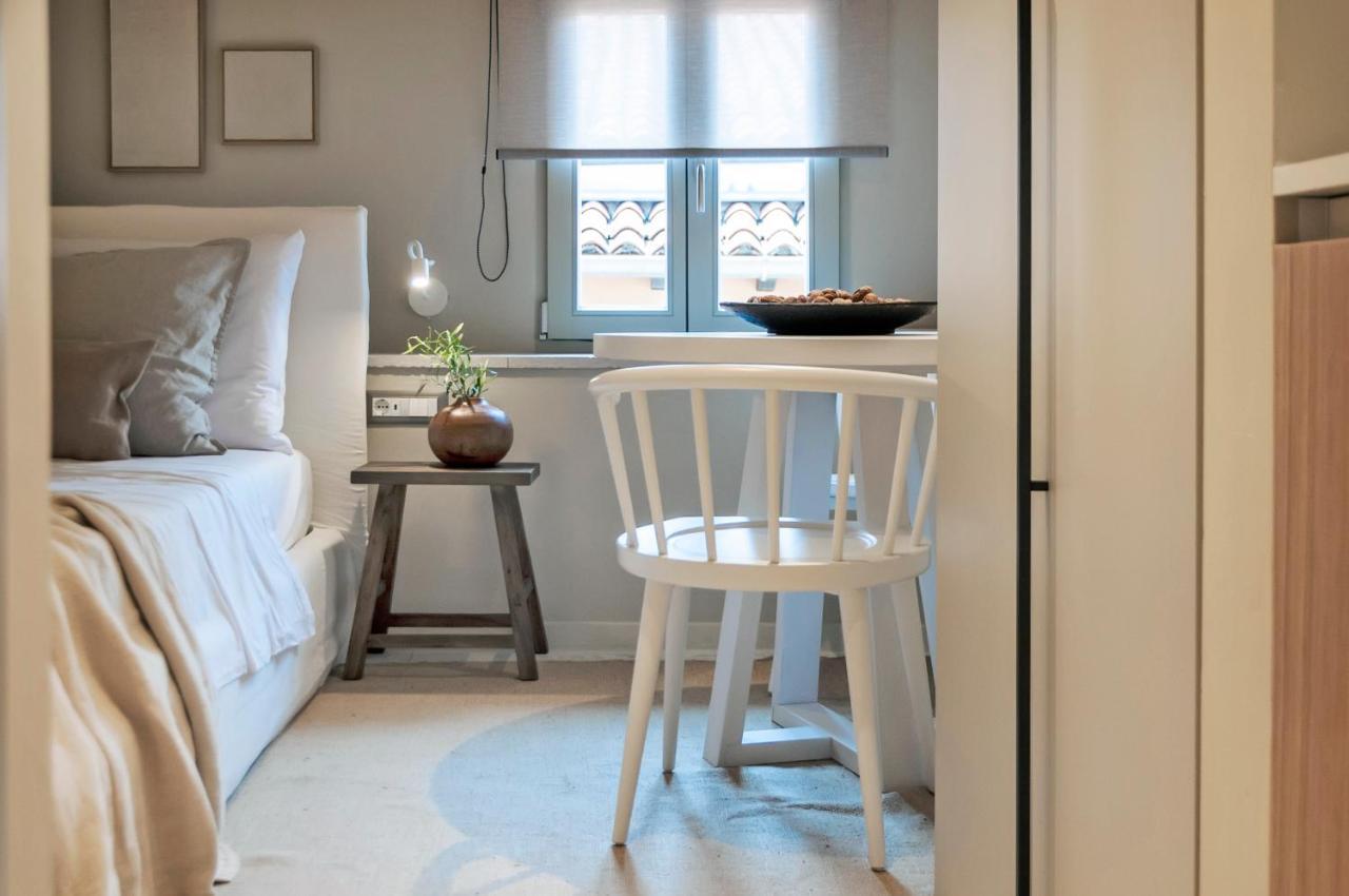 Calnova Suites Ровінь Екстер'єр фото